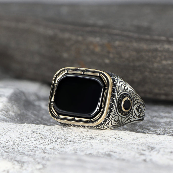 Tesbihevim | Men's Silver Ring with Onyx Stone