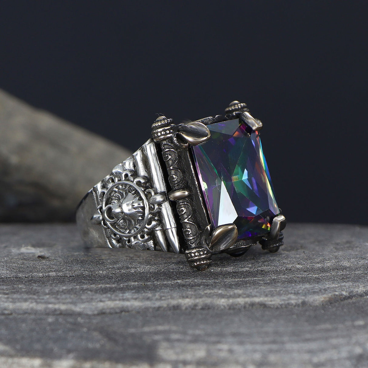 Tesbihevim | Men's Silver Ring with Mystic Topaz Stone