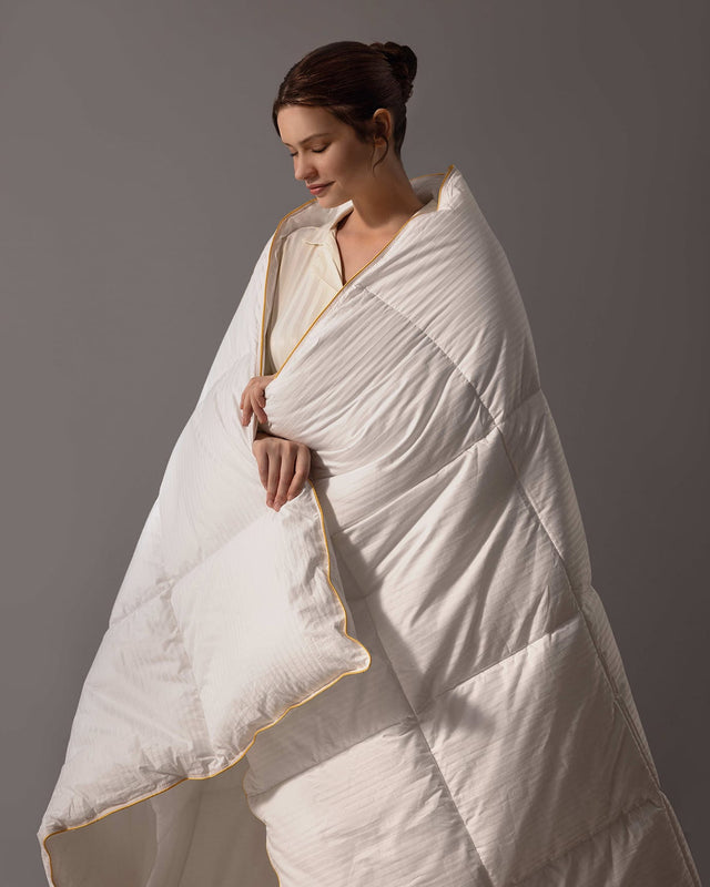 Navarre Double Duvet Insert - Soft & Breathable All-Season Comforter