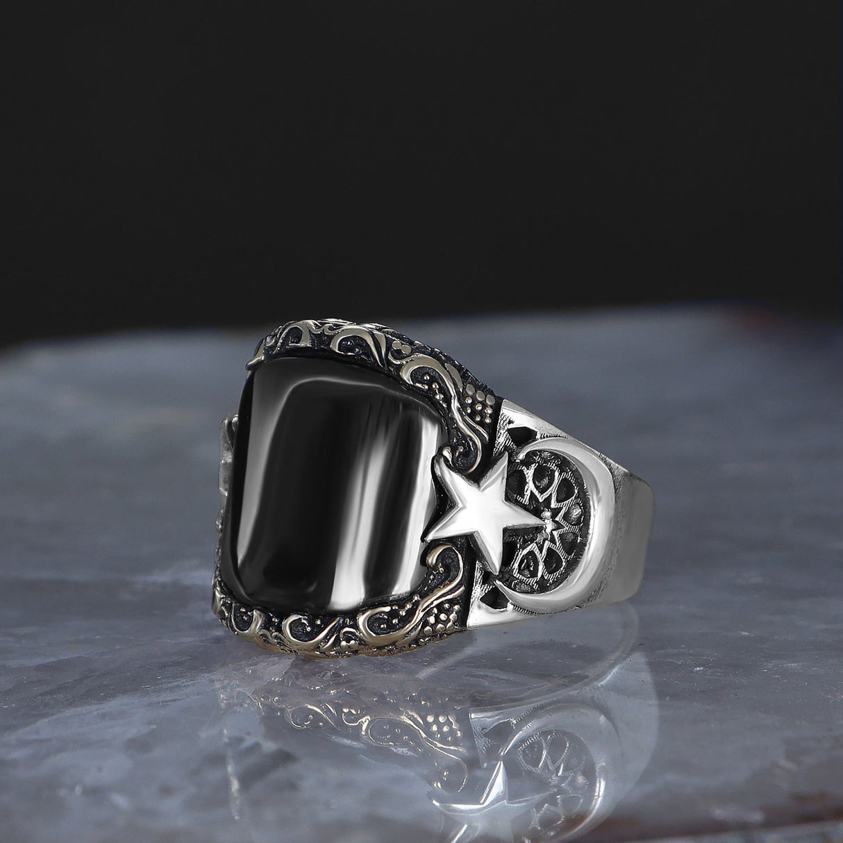 Tesbihevim | Men's Silver Onyx Stone Crescent Model Men's Silver Ring