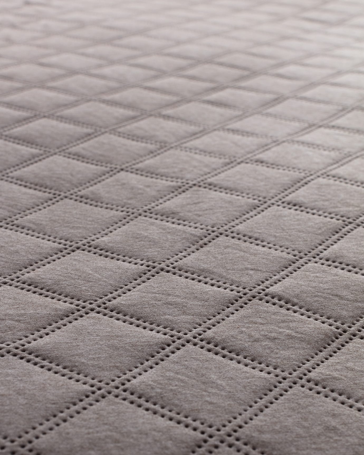 Double Size Brown Bedspread - Stylish Bed Cover