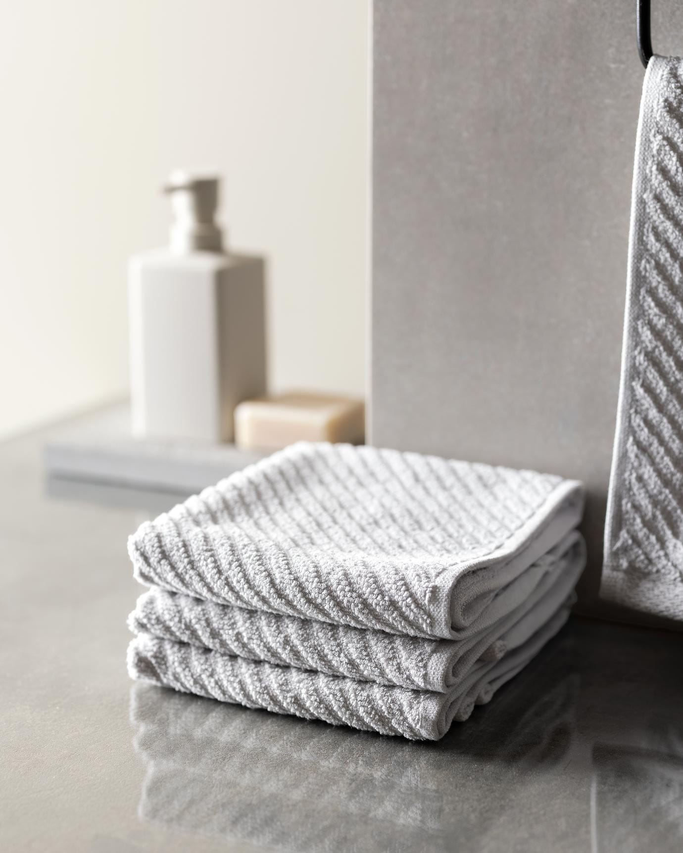 Premium 100% Cotton Hand Towels, Set of 4 - Ultra-Soft & Absorbent
