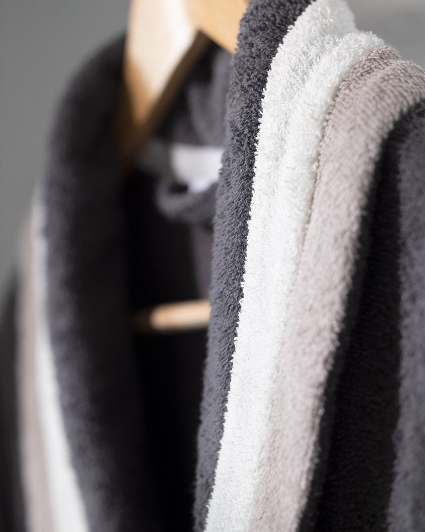 Plush Cotton Women's Bathrobe - Luxury Comfort Collection