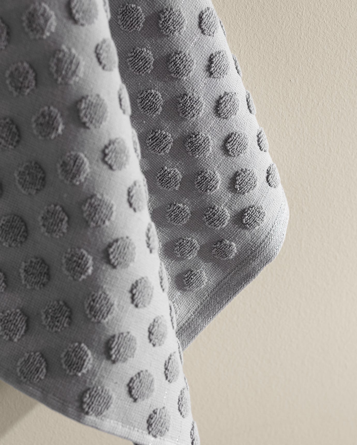 100% Cotton Face Towel - Ultra Soft & Highly Absorbent Hand Towel