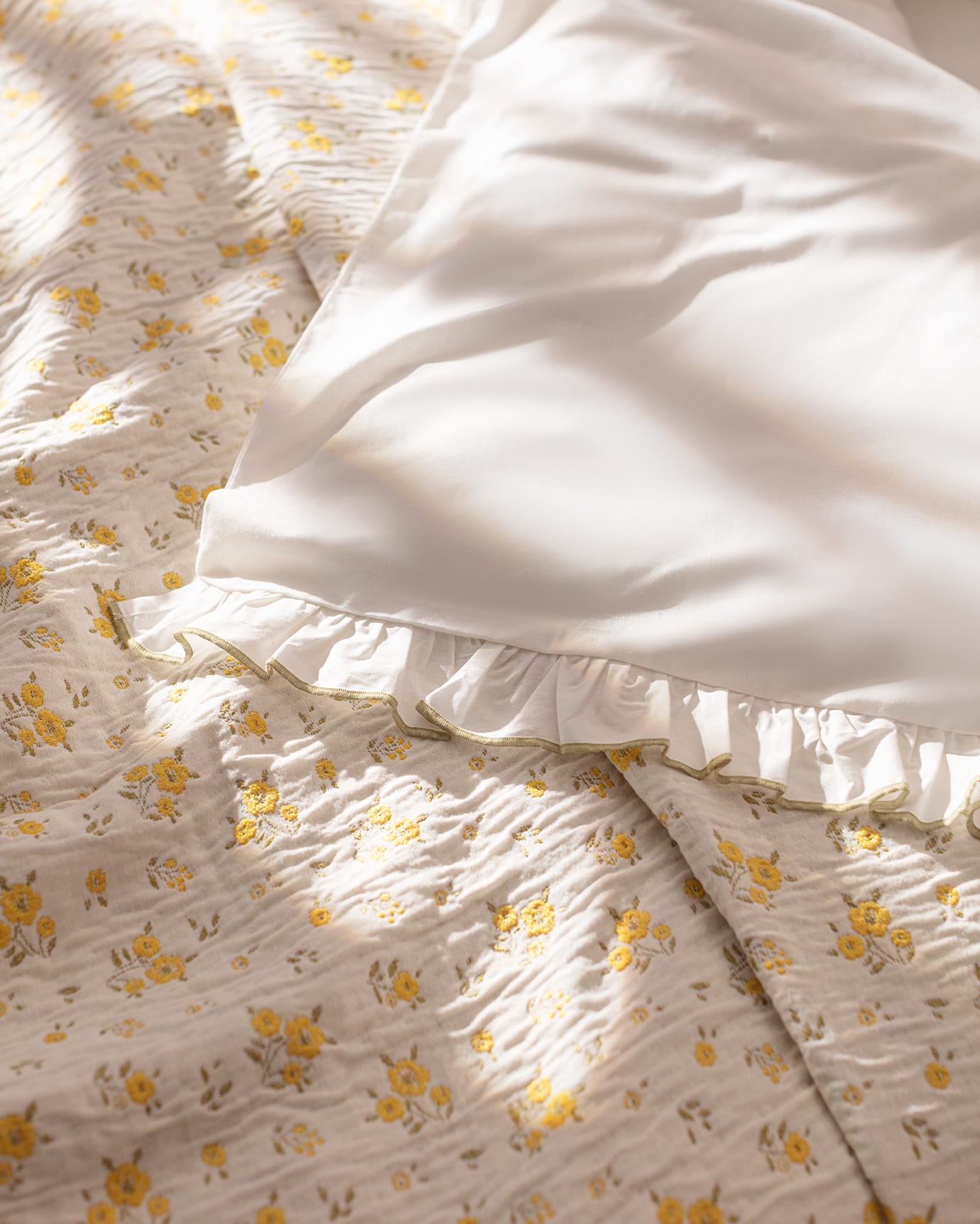 Cotton Blend Double Bedspread Set - Roseline Collection