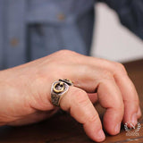 Bague pour homme en argent sterling - Croissant et étoile gravés à la main