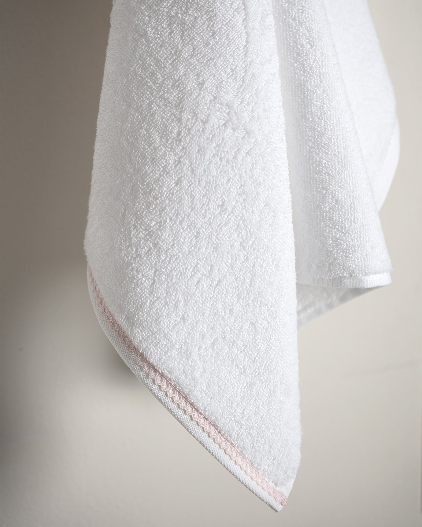 100% Turkish Cotton Face Towel - Soft & Absorbent Comfort