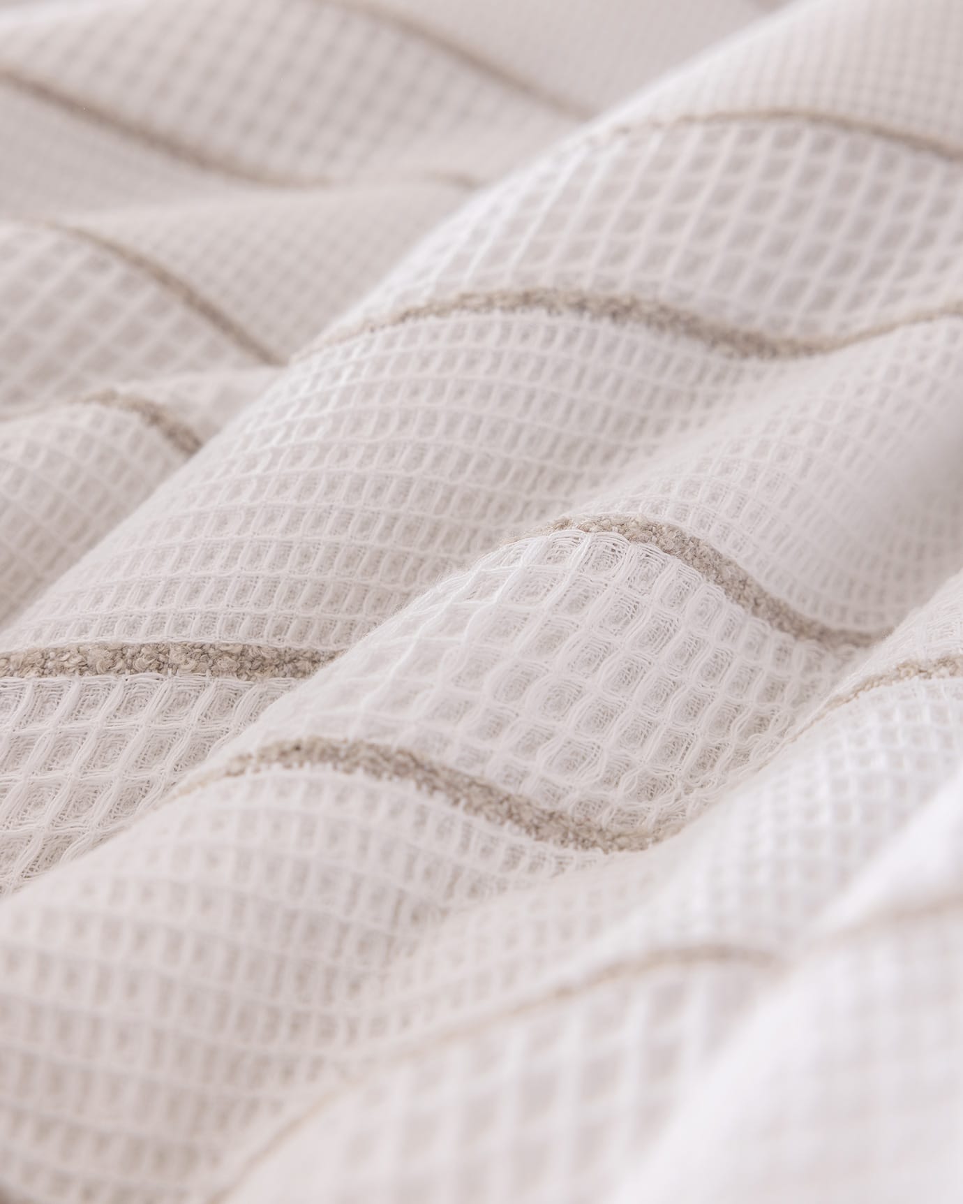 100% Cotton Yarn-Dyed Double Duvet Cover Set - Soft & Breathable