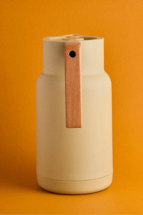 1000ml Nordic Vacuum Thermos with Elegant Bamboo Handle