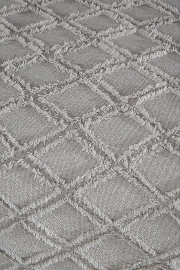 Vesya Double 3-Piece Grey Diamond Pique Bedding Set
