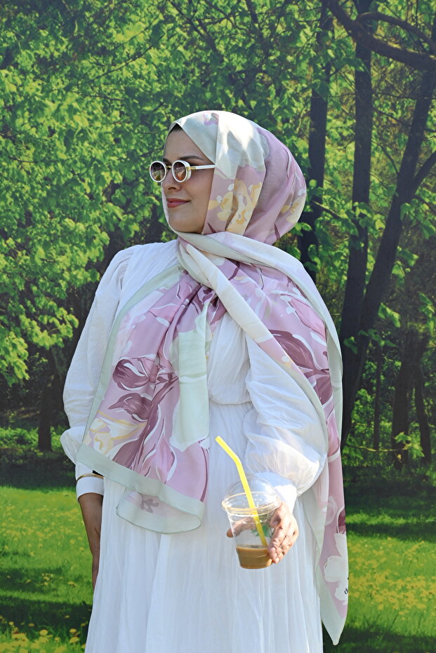 Flora Floral Shawl - Soft Cotton & Elegant Design