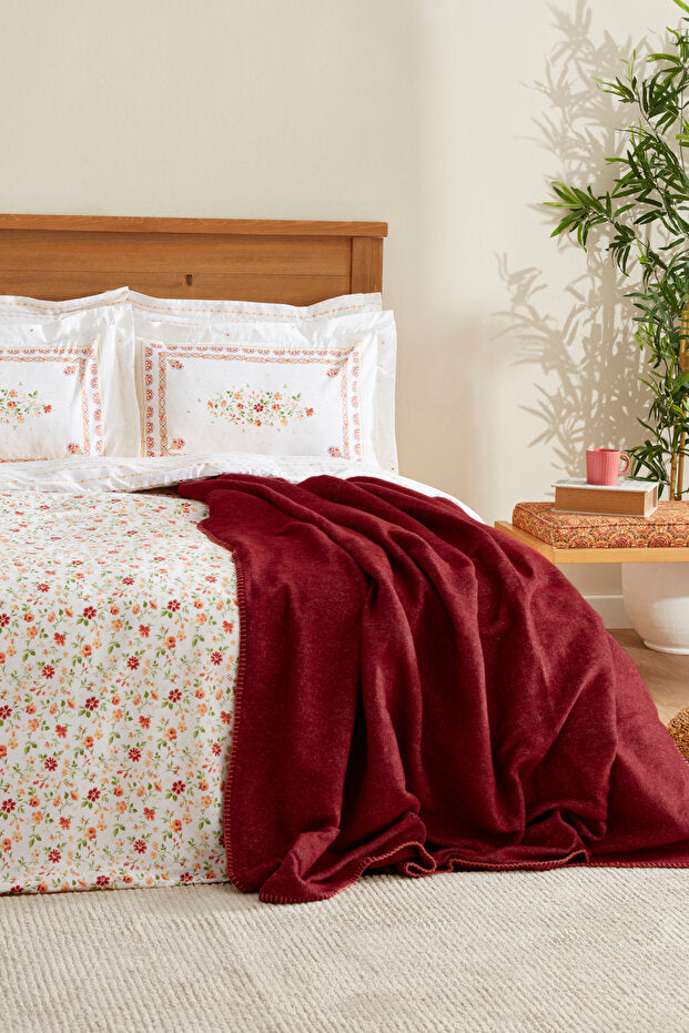 Cecile Double Floral Cotton Duvet Cover & Blanket Set