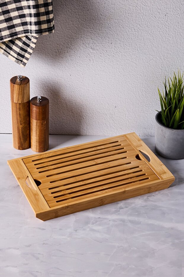 Bamboo Grated Cutting Board & Crumb Tray - 37 x 22 cm