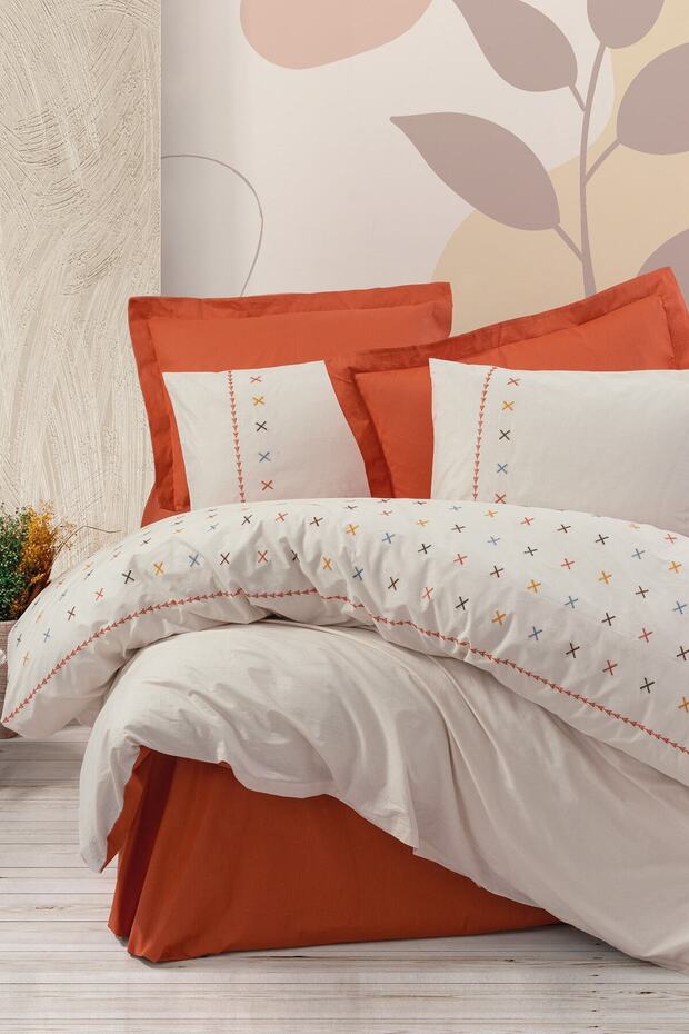 Joli Tile Double Embroidered 100% Cotton Duvet Cover Set