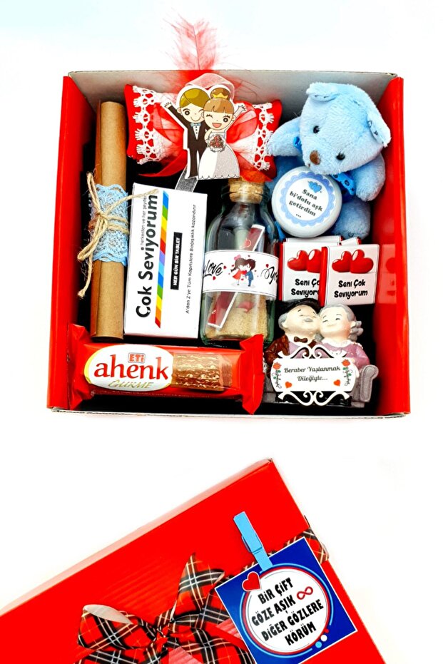 Romantic Valentine's Day Gift Box for Couples