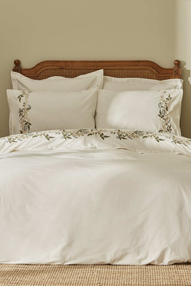 Nancy 100% Cotton Double Embroidered Duvet Cover Set - 4 Pieces