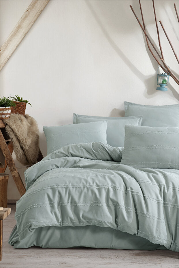 100% Cotton Fringed Double Duvet Cover Set - Avola