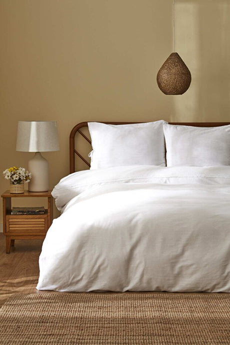 Lucy 100% Cotton Double Duvet Cover Set with Ties - White