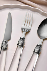18 Piece Cutlery Set - Elegant Silver & Clear Handles