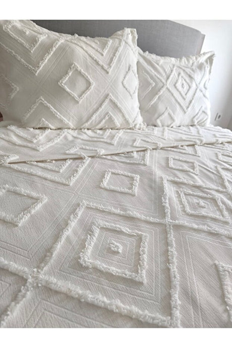 Scandinavian Chenille Pike Bedspread Set - 240x250, 3 Pieces, Ecru