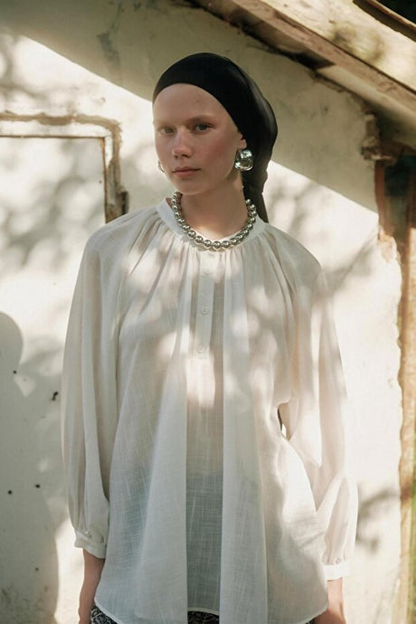 Daily Crepe Shawl - Easy-Care, Non-Slip & Stylish ()