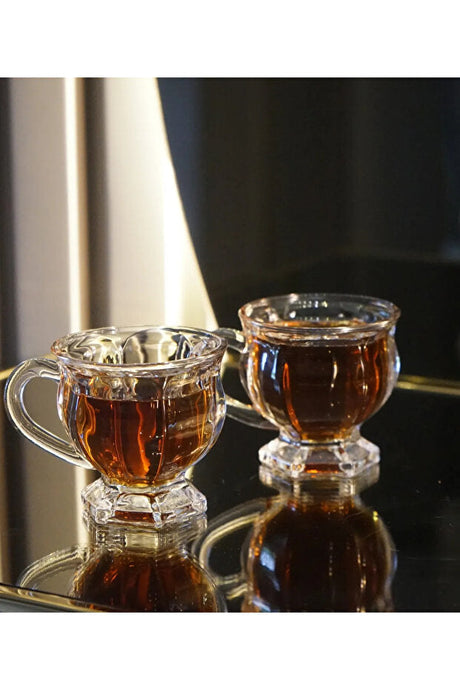 Madame Coco Vannes Premium Porcelain Tea Cup & Saucer Set - 4 Piece