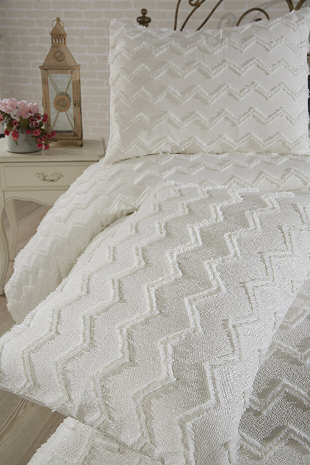 Double Size 3-Piece Pique Bedding Set - Cream