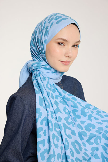 Leopard Print Shawl - Lightweight & Four-Season Baby Blue
