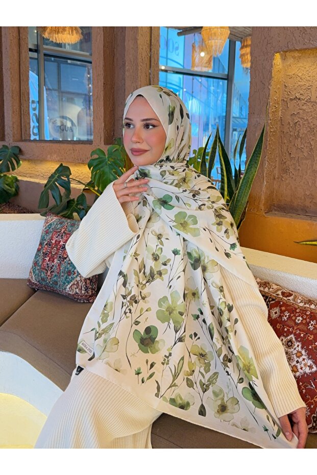 Soon Series Patterned Cotton Soft Shawl - Off-White & Green