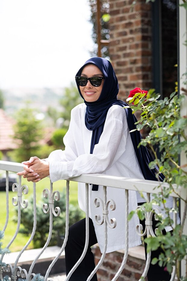 Viscose Navy Ready Shawl Scarf, Breathable & Practical