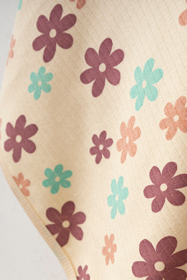 Weiche Babydecke aus Baumwolle mit Blumenmuster - 80x90 cm für Neugeborene
