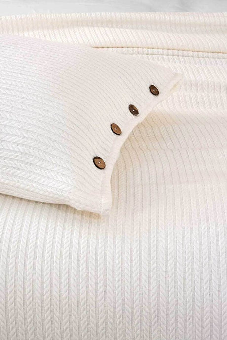 Double Knitted Pique Bedspread Set - 220x240cm with 2 Pillowcases