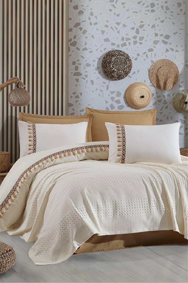 Double Pique Bedding Set - Bohamline Tasseled Design