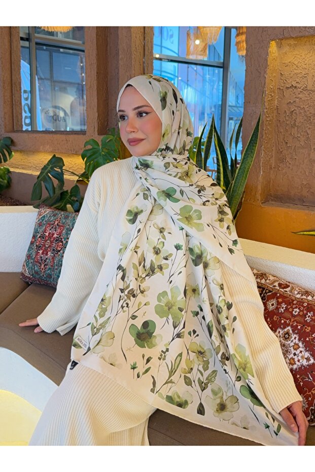 Soon Series Patterned Cotton Soft Shawl - Off-White & Green