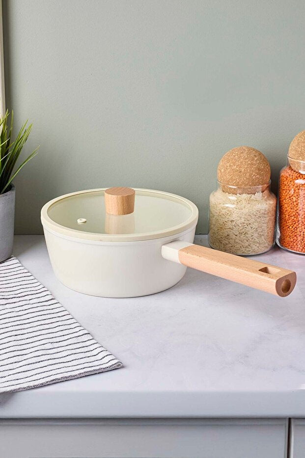 Beige Induction Ceramic Saucepan with Wooden Handle & Glass Lid - 20 cm