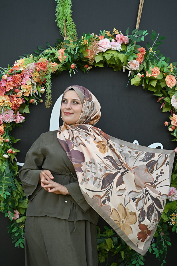 Flora Floral Shawl - Lightweight & Breathable
