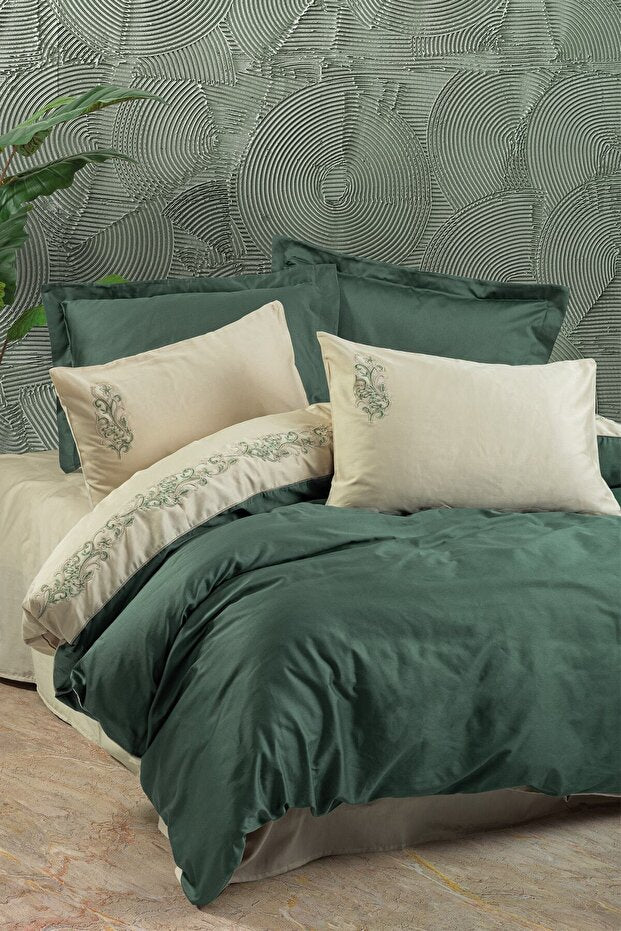 Andy Green Double Embroidered Sateen Duvet Cover Set