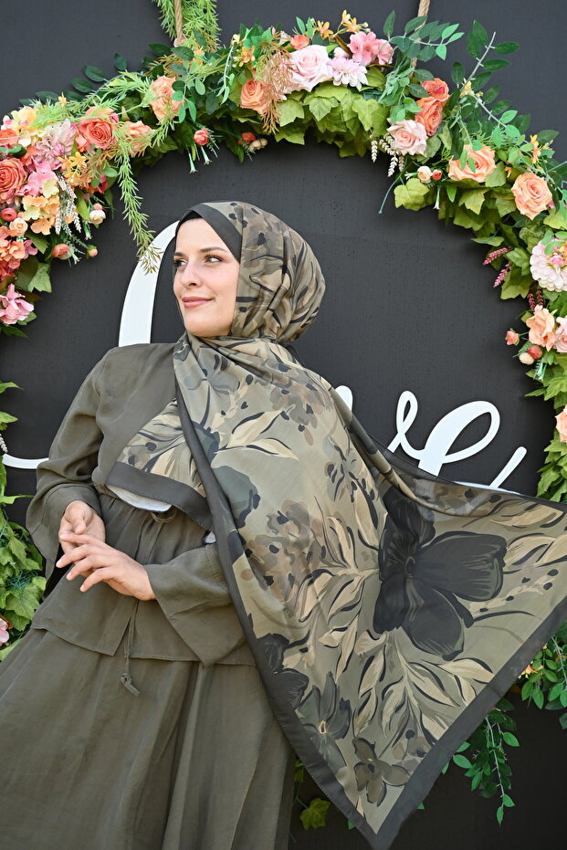 Flora Floral Shawl - Soft, Breathable & Stylish