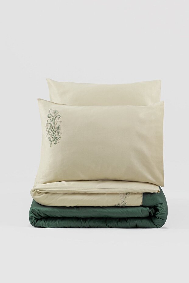 Andy Green Double Embroidered Sateen Duvet Cover Set