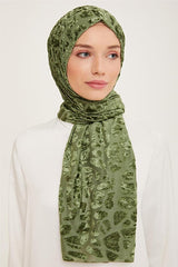 Trendy Green Patterned Velvet Shawl