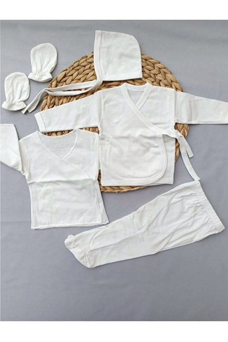 Unisex Newborn Baby 5-Piece Essential Clothing Set - 0-3 Months