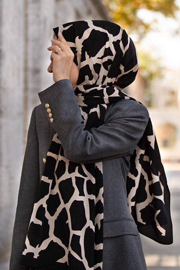 Medina Silk Shawl - Black & Beige Stone Pattern