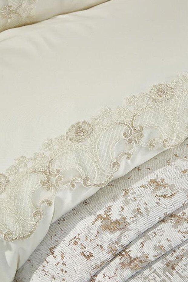 Perry 7-Piece Cream Bridal Bedding Set
