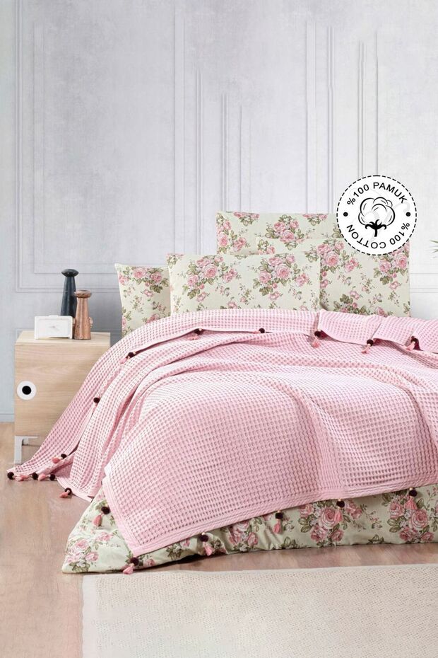 100% Cotton Double Size Waffle Pique Bedspread with Pompoms - Pink