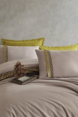 100% Cotton Double Tasseled Duvet Cover Set - 200x220 cm