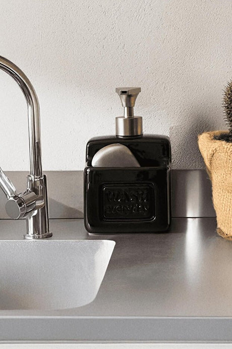 500ml Liquid Soap Dispenser - Elegant Black Porcelain Design