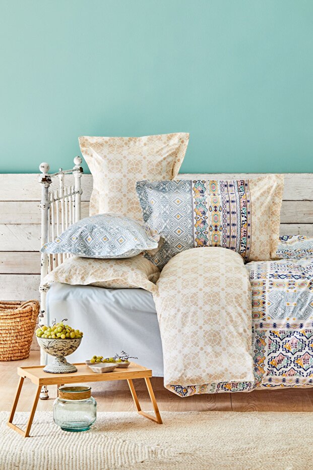 Milo Blue Double Winter Bedding Set - 5 Pieces