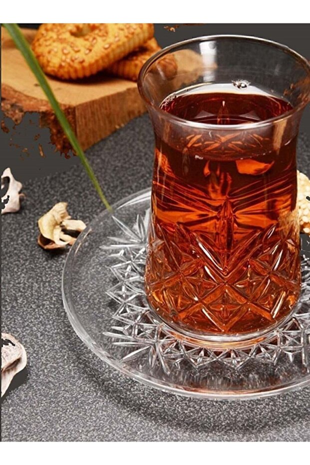 Set di Bicchieri da Tè Turchi Timeless Pasabahce con Piattini - Collezione da 6 Pezzi