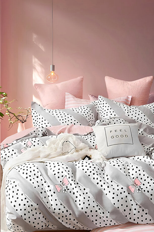 Double Size 4-Piece Duvet Cover Set - Polka Dot & Bow