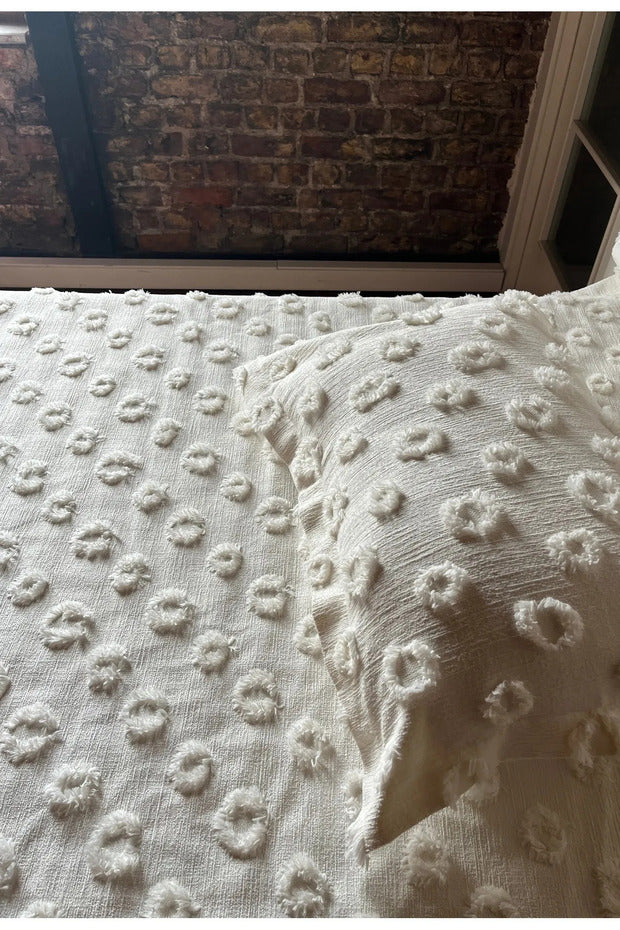Delux Pompom Textured Single Bedspread - 180x250 cm